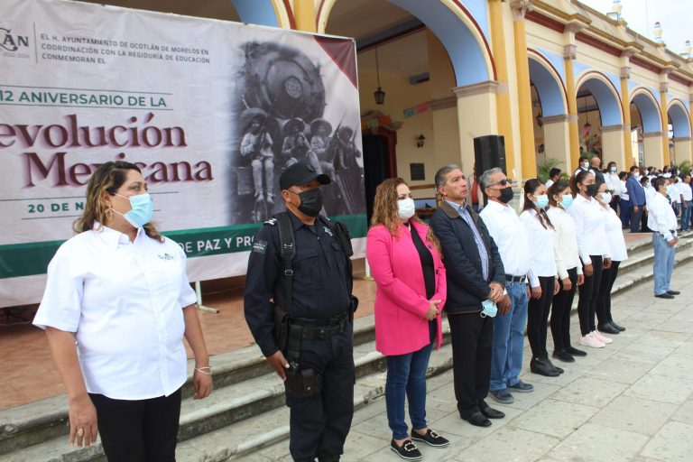 Encabeza Presidente Municipal acto cívico por 112 aniversario de la Revolución Mexicana