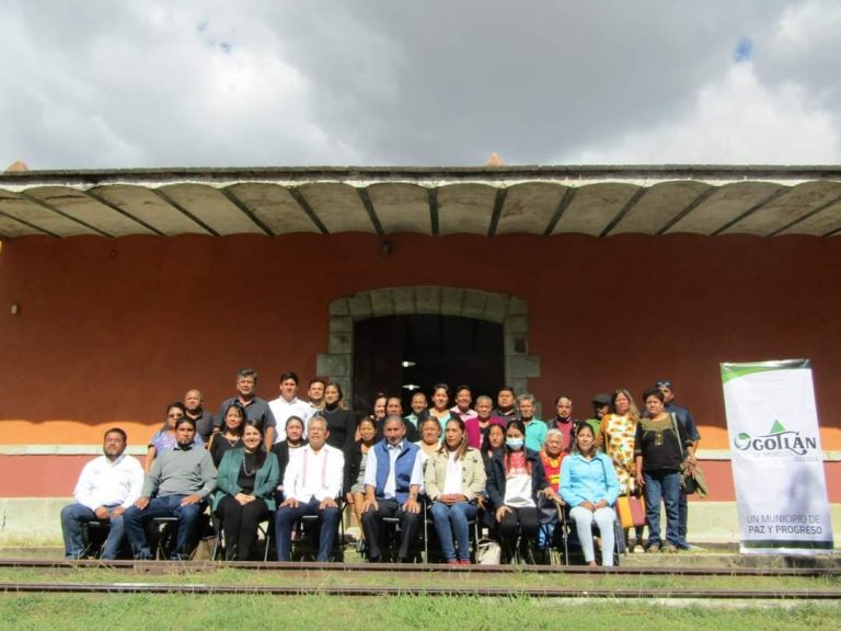 Se lleva a cabo quinta reunión de trabajo con integrantes de Ruta Mágica de las Artesanías.