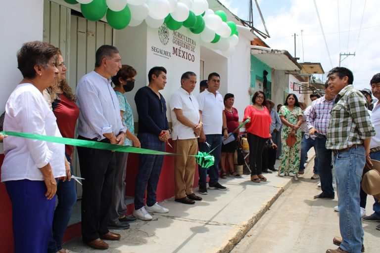 Inaugura el Dr. Luis Martínez Aquino tienda Diconsa en Ocotlán de Morelos