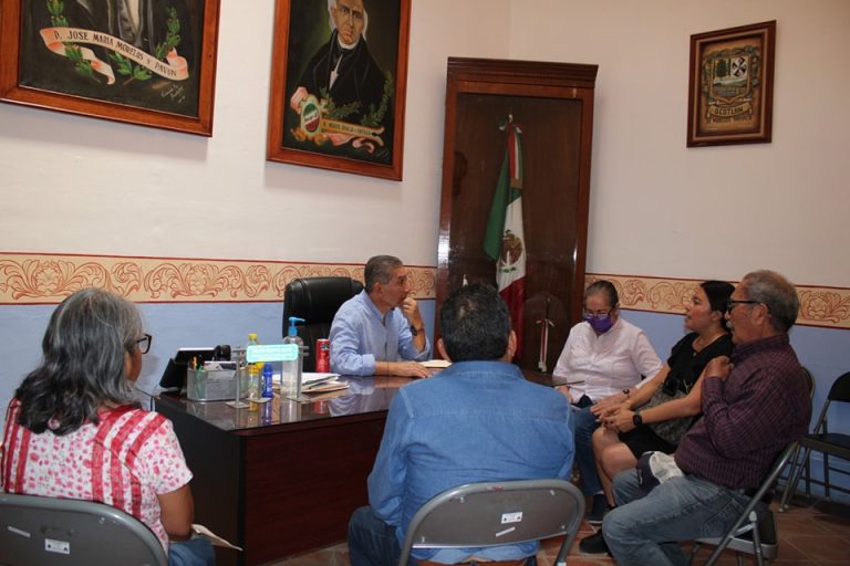 PRODUCTIVO ENCUENTRO CON VECINAS Y VECINOS DEL CALLEJÓN VICTORIA