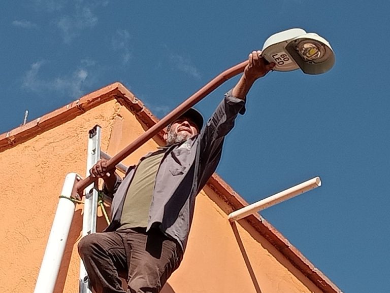 💡 RENOVANDO LA LUZ EN CALLE CORREGIDORA 💡