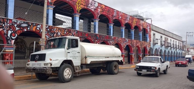 Garantizando el Acceso a Agua Potable en Escuelas