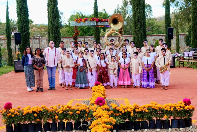 La Chidzú Banda Filarmónica Municipal de Ocotlán de Morelos Deslumbra en el Escenario Internacional